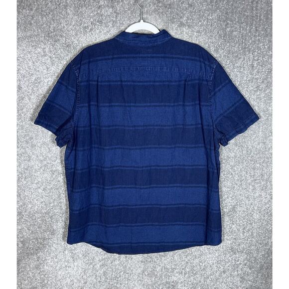 American Eagle Button Down Shirt Men Size XXL Blue Striped Textured Short Sleeve - Picture 2 of 6